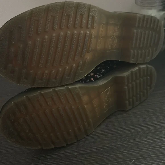 - Dr. Marten “Page” floral boot - Picture 3 of 7